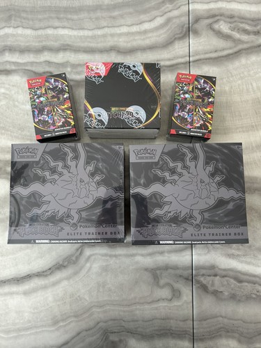 Pokemon center pitch - 2x, black
