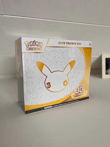 30th anniversary pokémon - 30th, etb