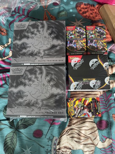 Pokemon center pitch black - 2x,